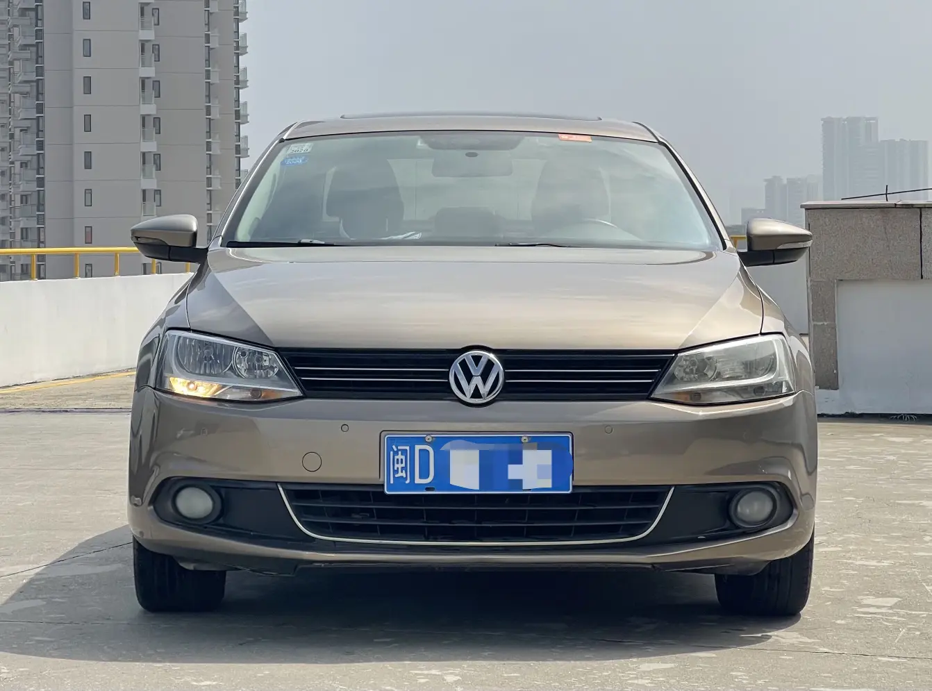 Volkswagen Sagitar  из Китая