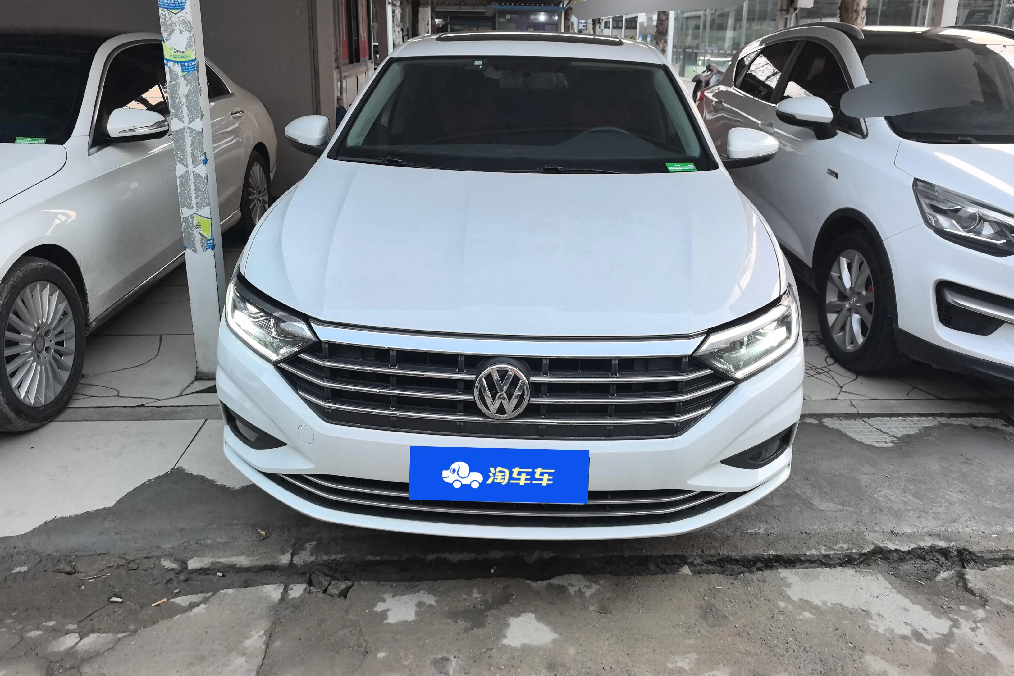 Volkswagen Sagitar  из Китая