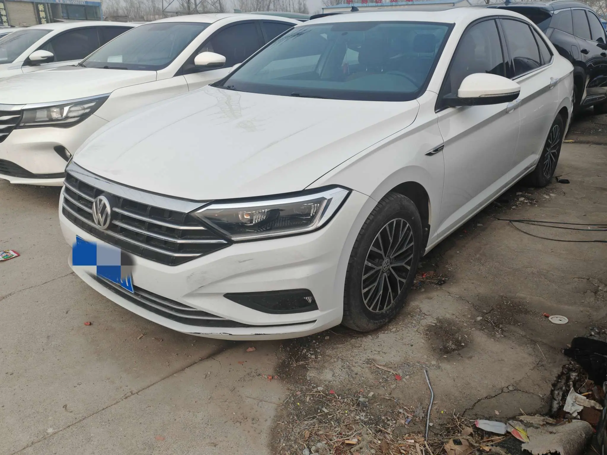 Volkswagen Sagitar  из Китая