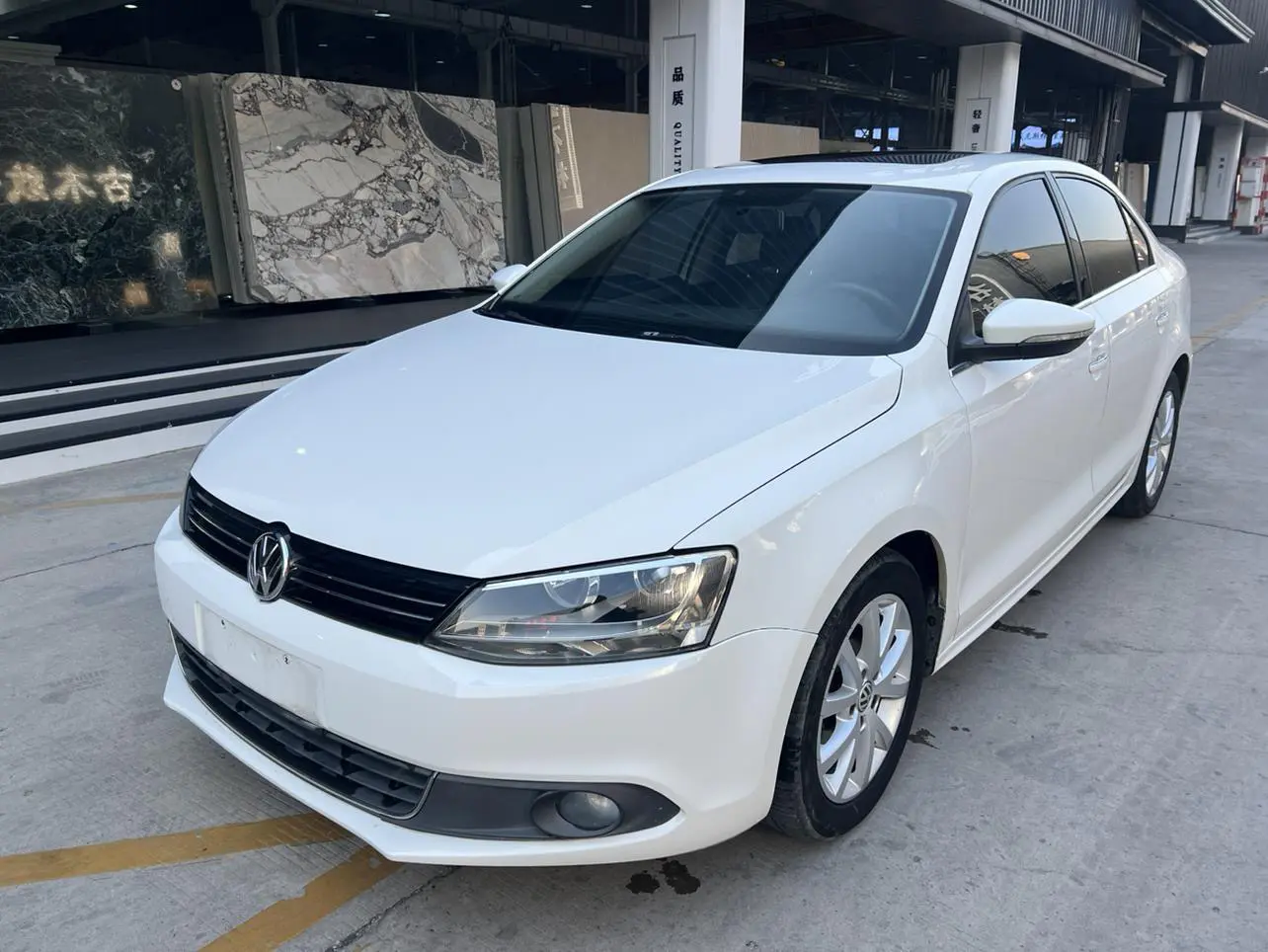 Volkswagen Sagitar  из Китая