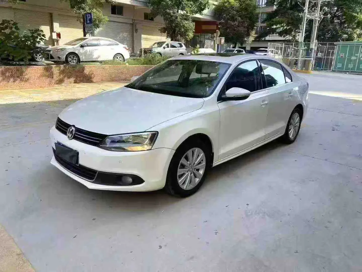 Volkswagen Sagitar  из Китая