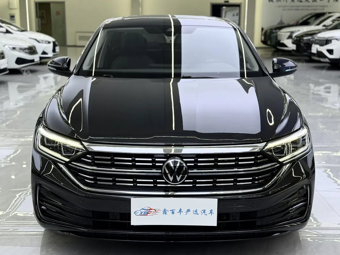 Volkswagen Sagitar  из Китая