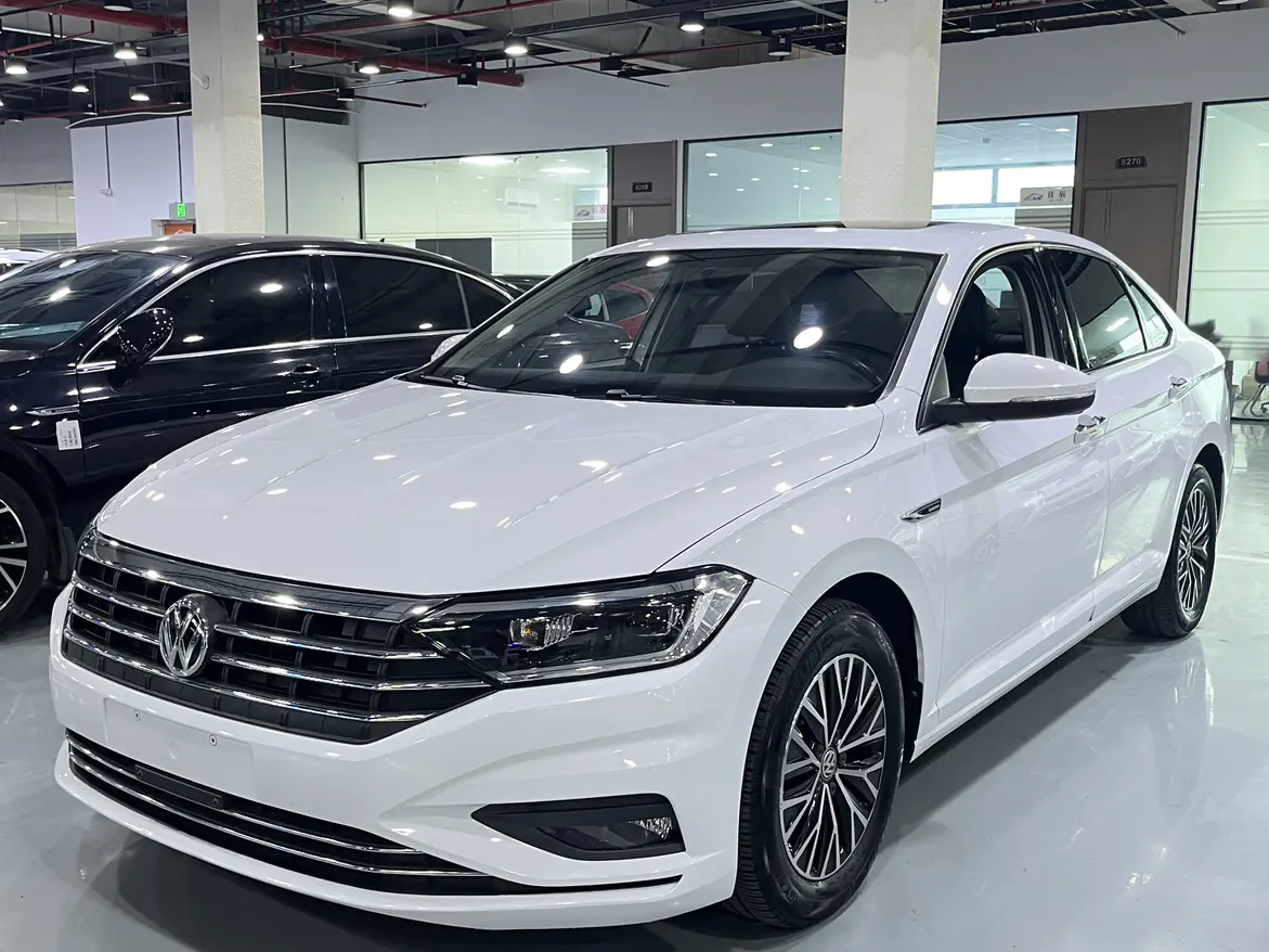 Volkswagen Sagitar  из Китая