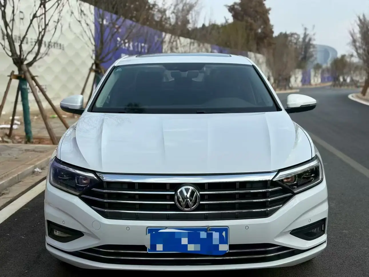 Volkswagen Sagitar  из Китая