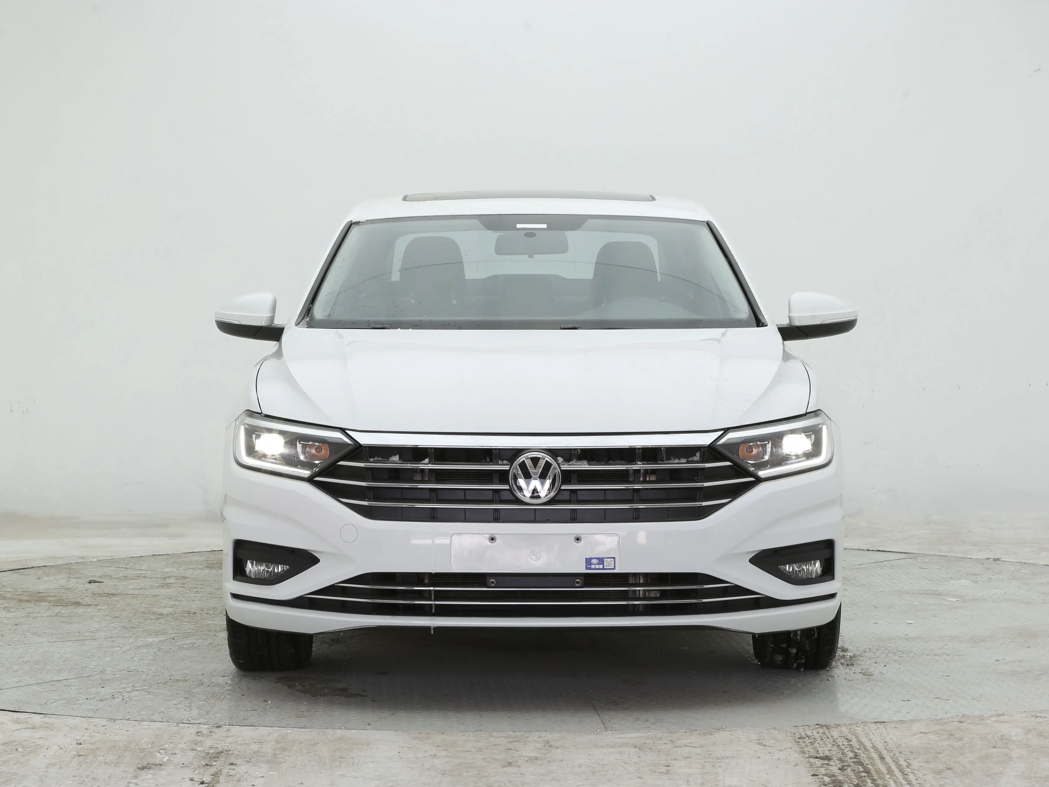 Volkswagen Sagitar  из Китая