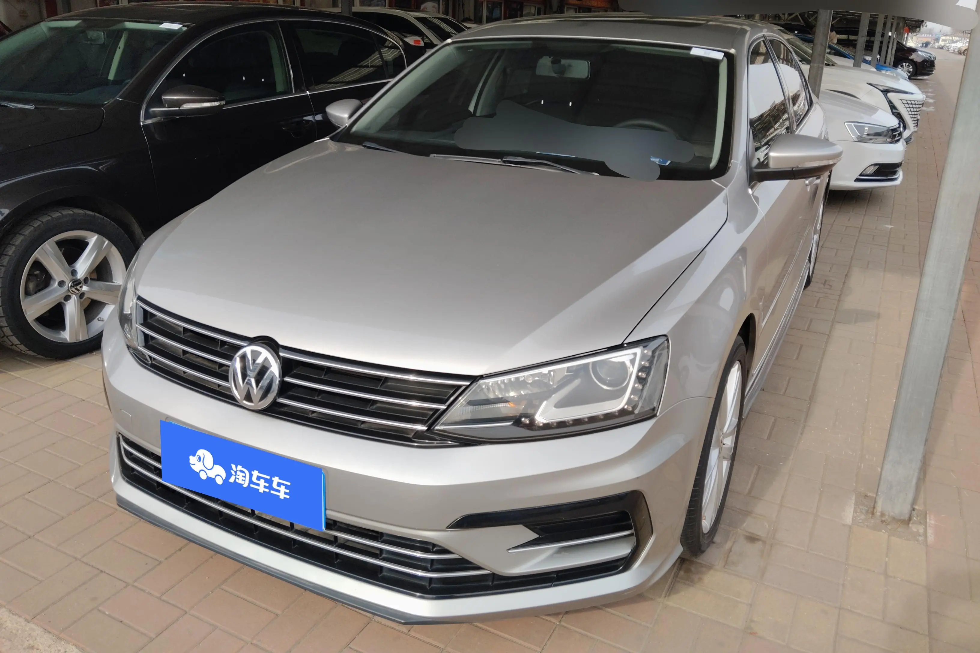 Volkswagen Sagitar  из Китая