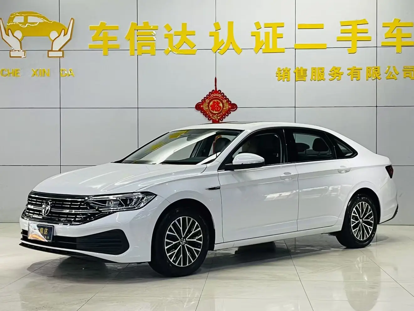 Volkswagen Sagitar  из Китая