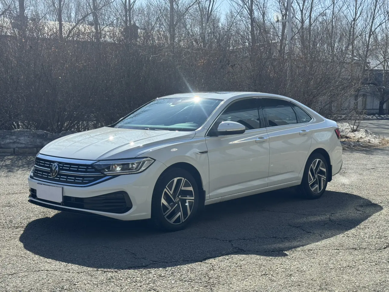 Volkswagen Sagitar  из Китая