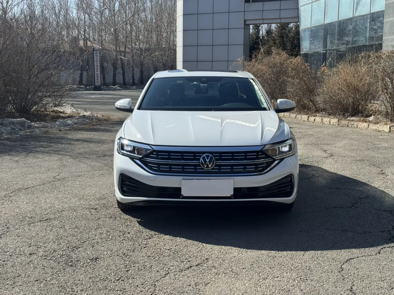 Volkswagen Sagitar  из Китая