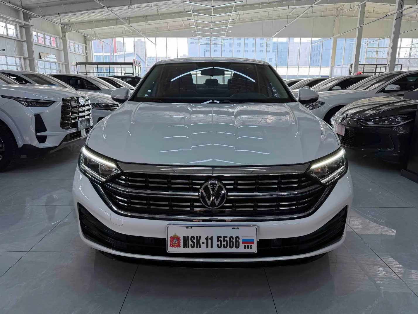 Volkswagen Sagitar  из Китая