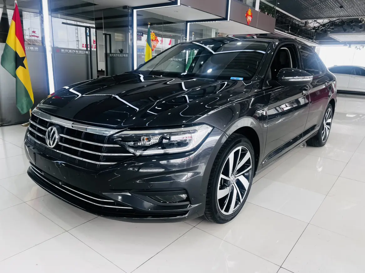 Volkswagen Sagitar  из Китая