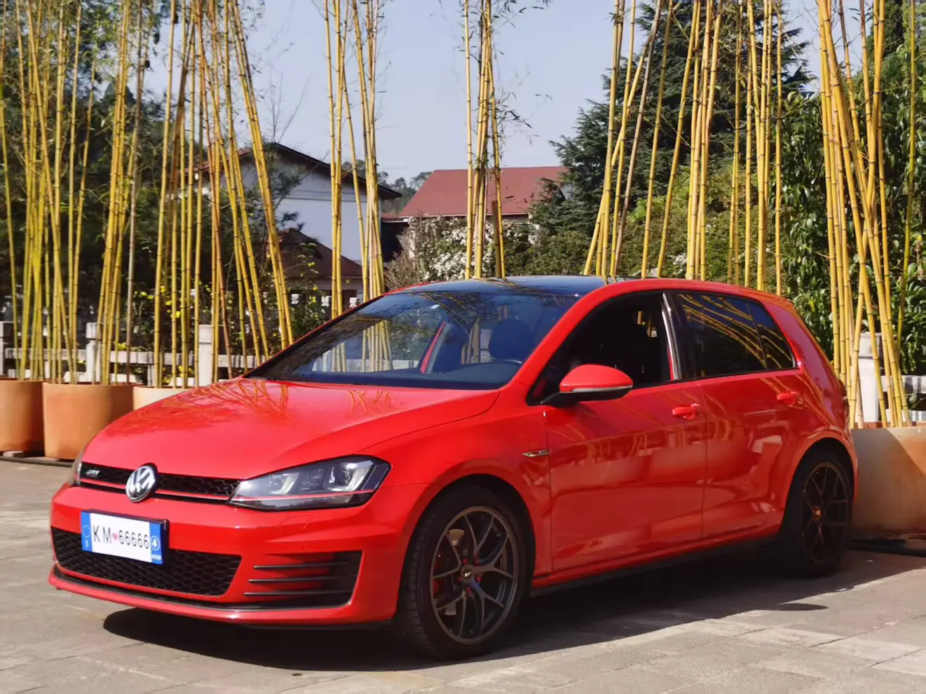 Volkswagen Golf GTI  из Китая