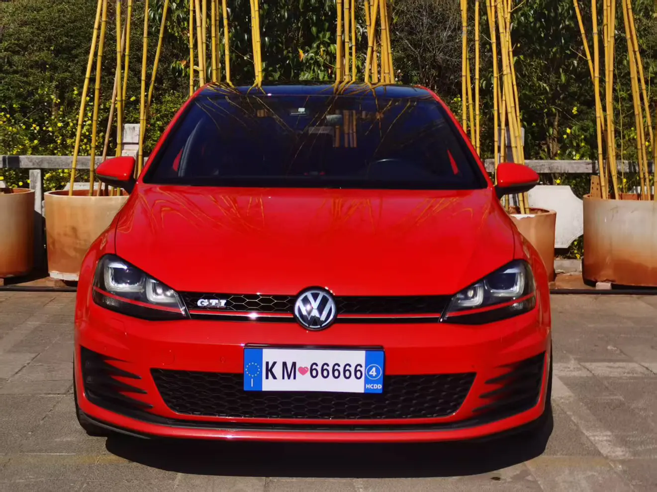 Volkswagen Golf GTI  из Китая