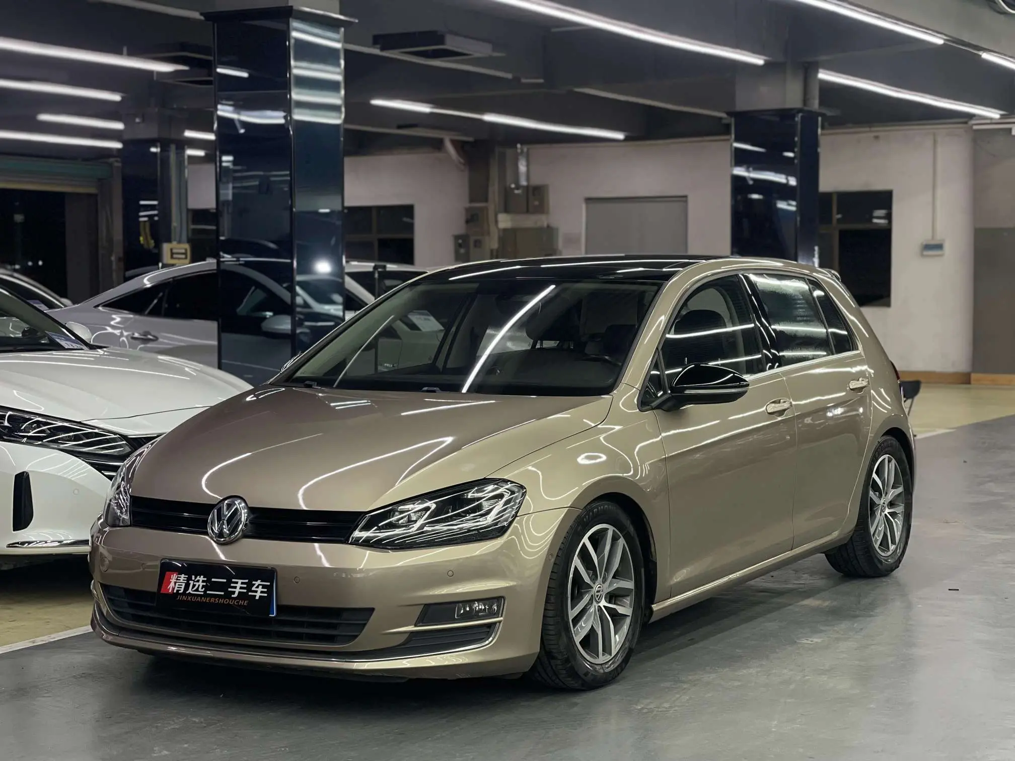 Volkswagen Golf  из Китая