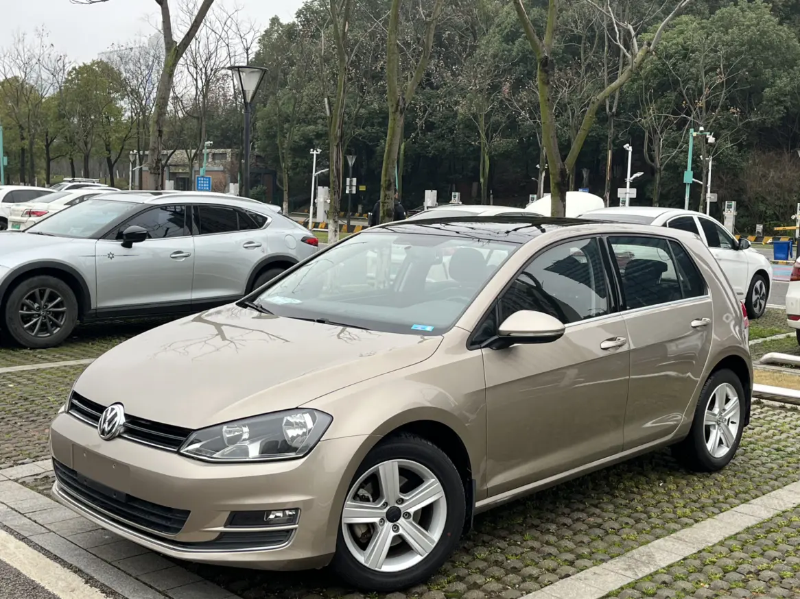 Volkswagen Golf  из Китая