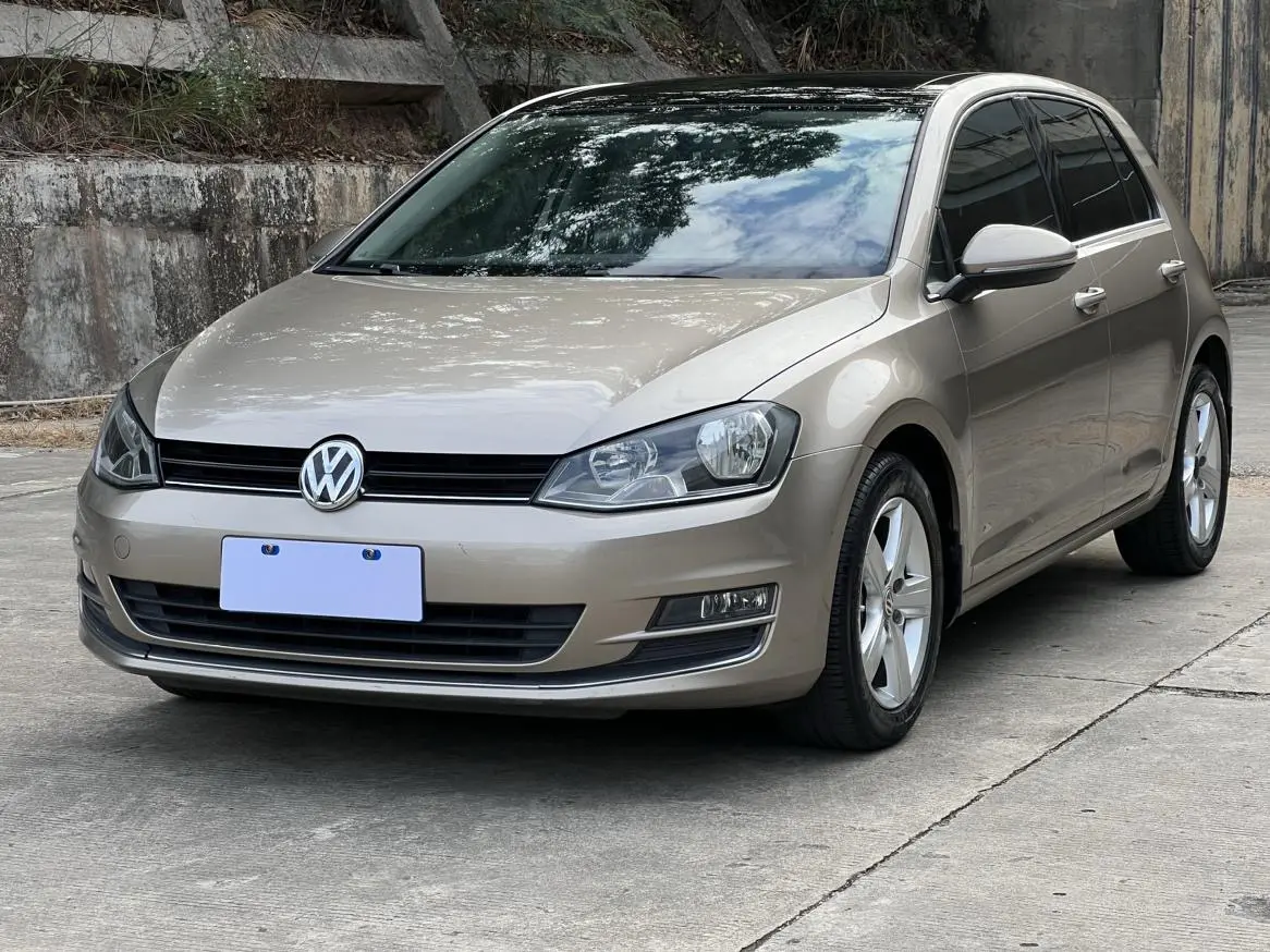 Volkswagen Golf  из Китая