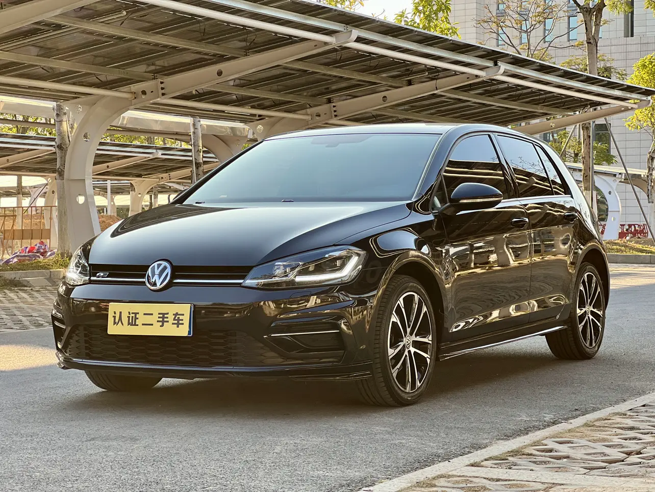 Volkswagen Golf  из Китая