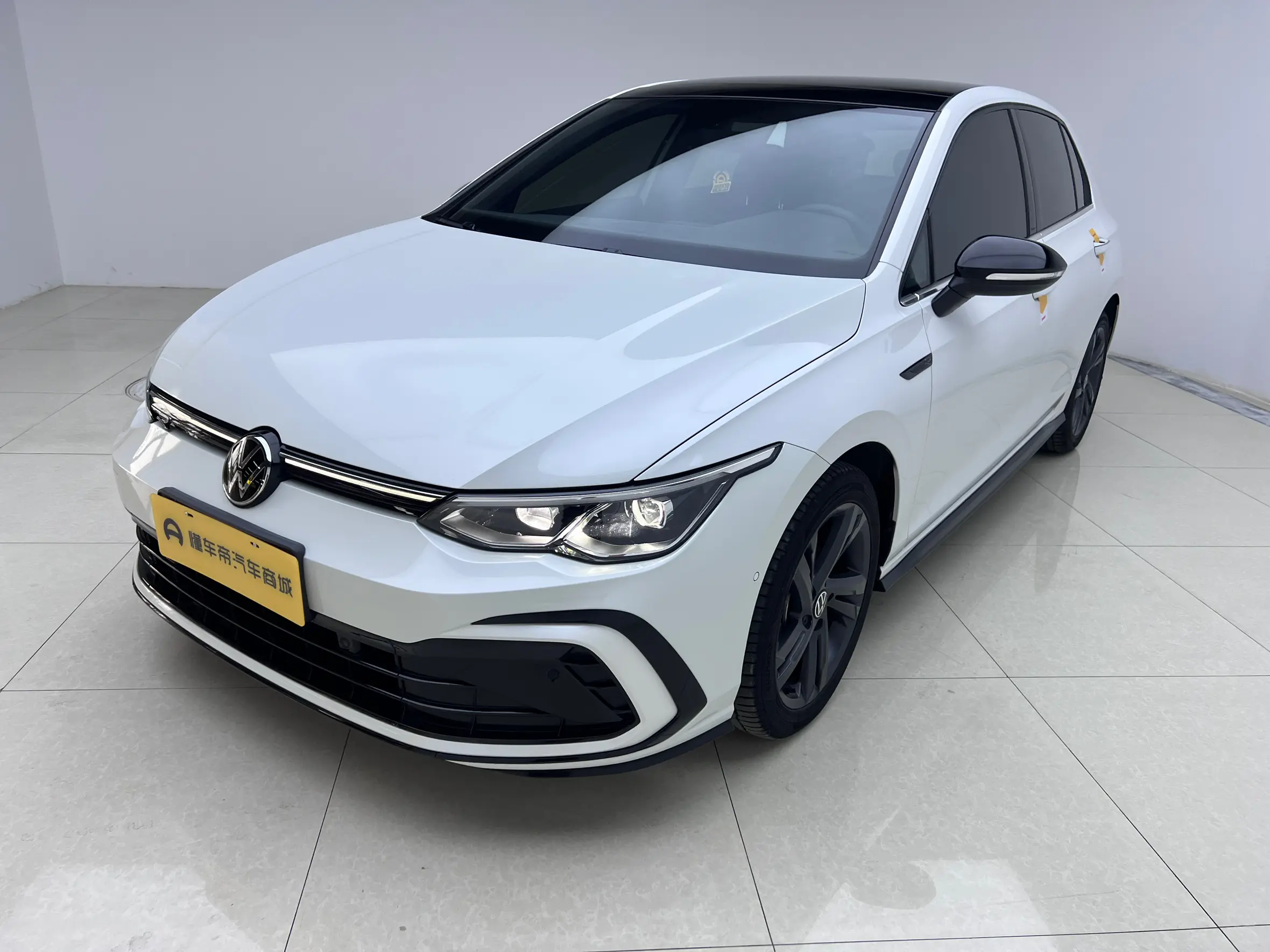 Volkswagen Golf  из Китая