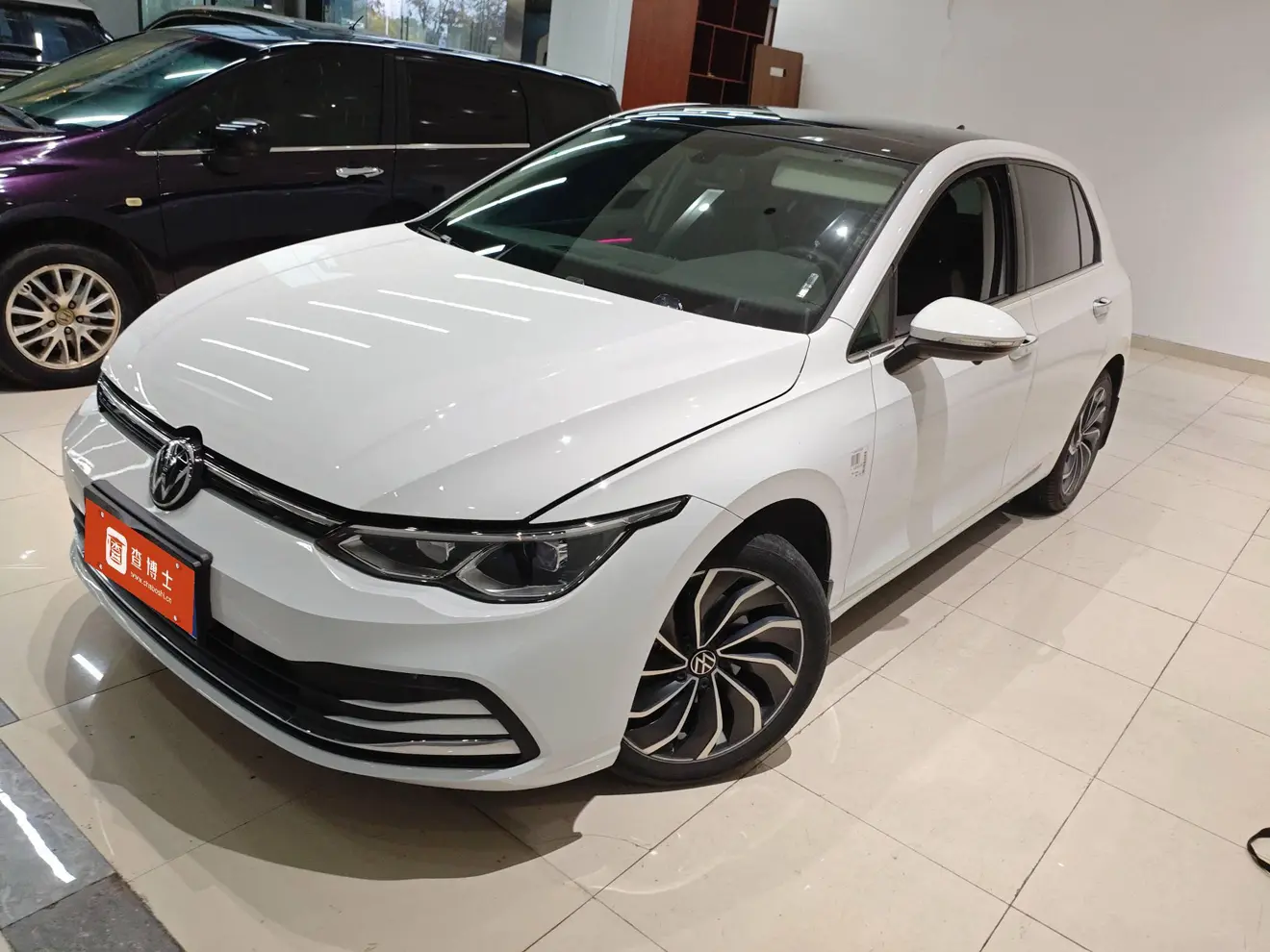 Volkswagen Golf  из Китая