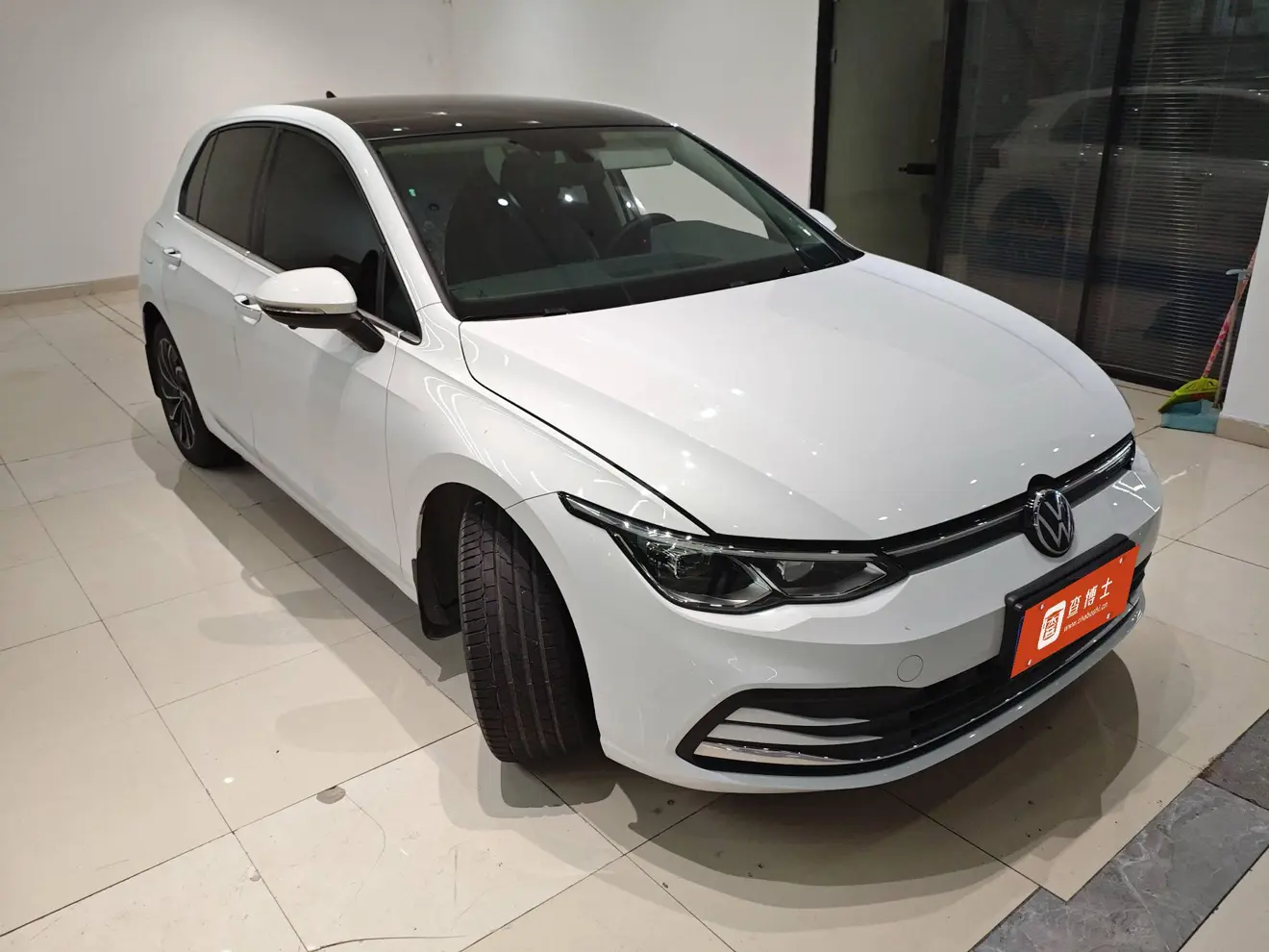 Volkswagen Golf  из Китая