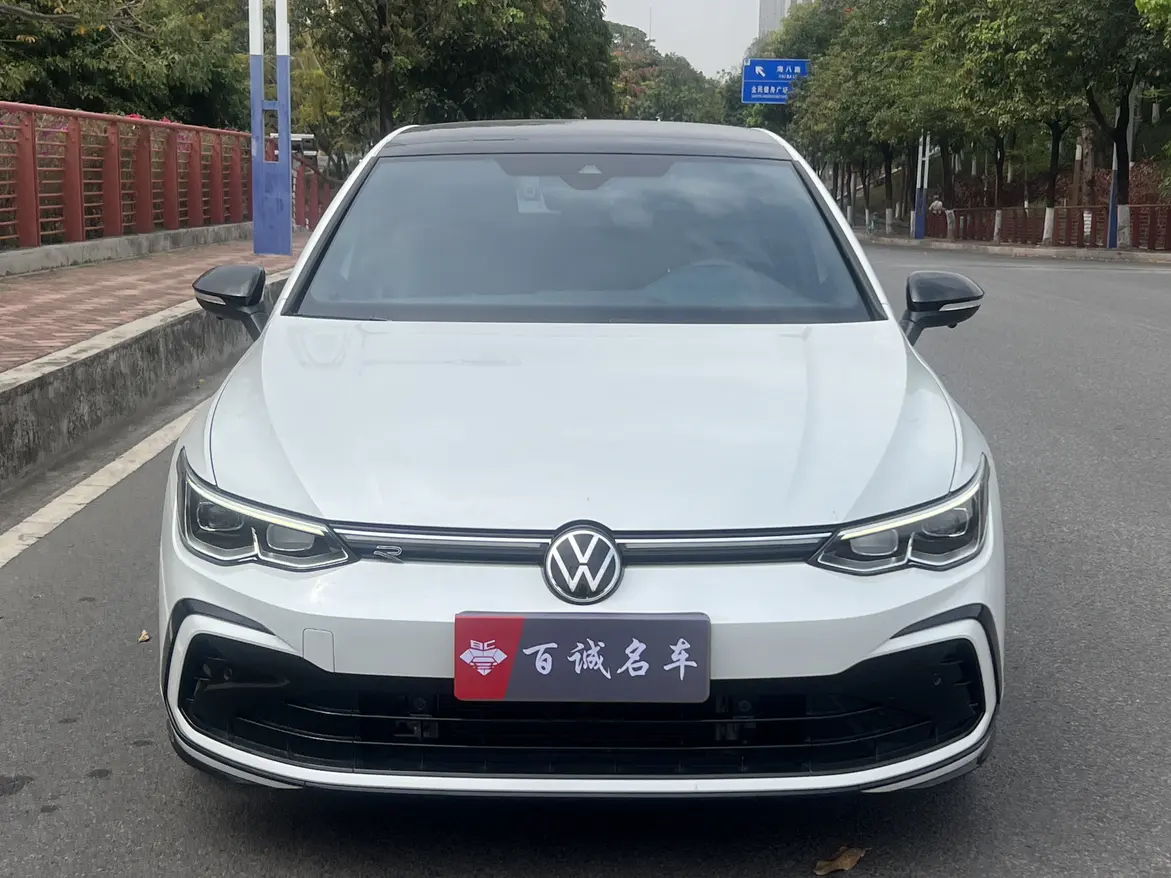 Volkswagen Golf  из Китая