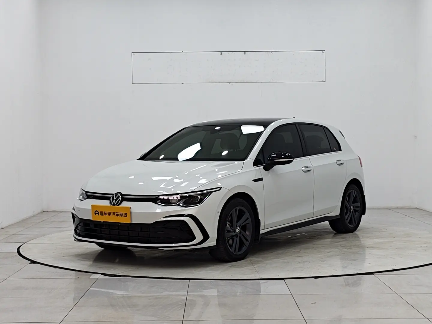 Volkswagen Golf  из Китая