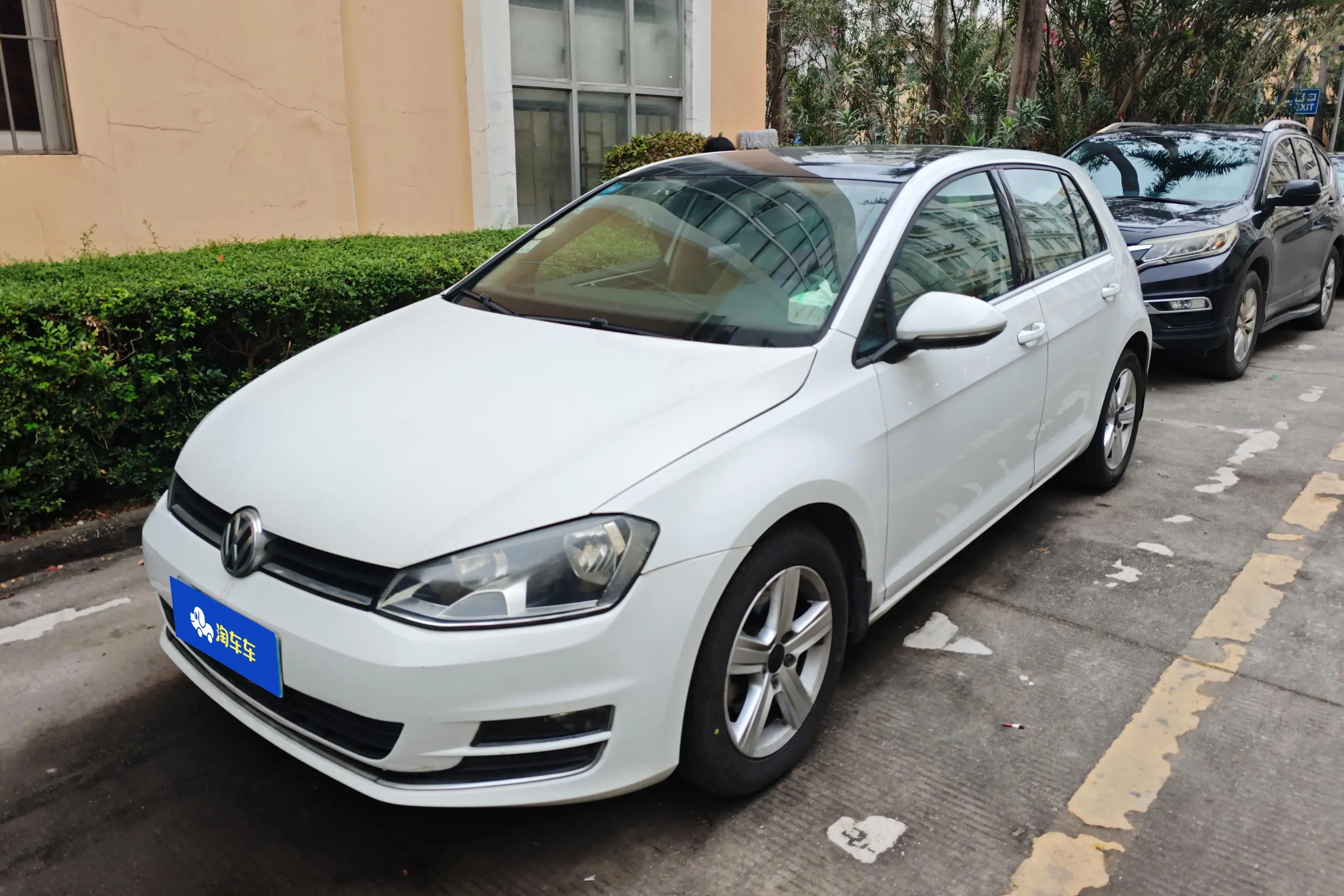 Volkswagen Golf  из Китая
