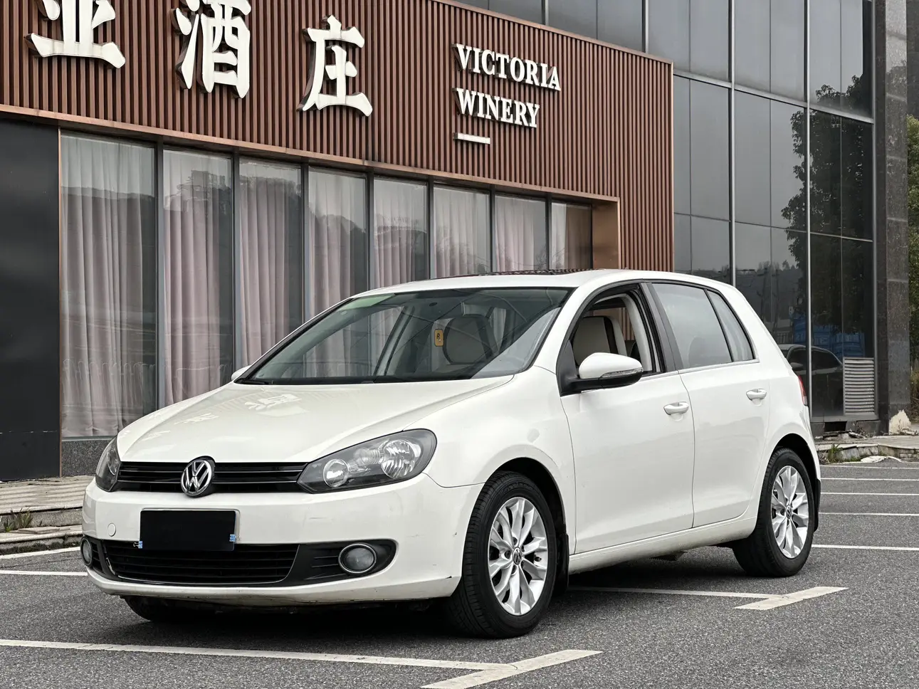 Volkswagen Golf  из Китая