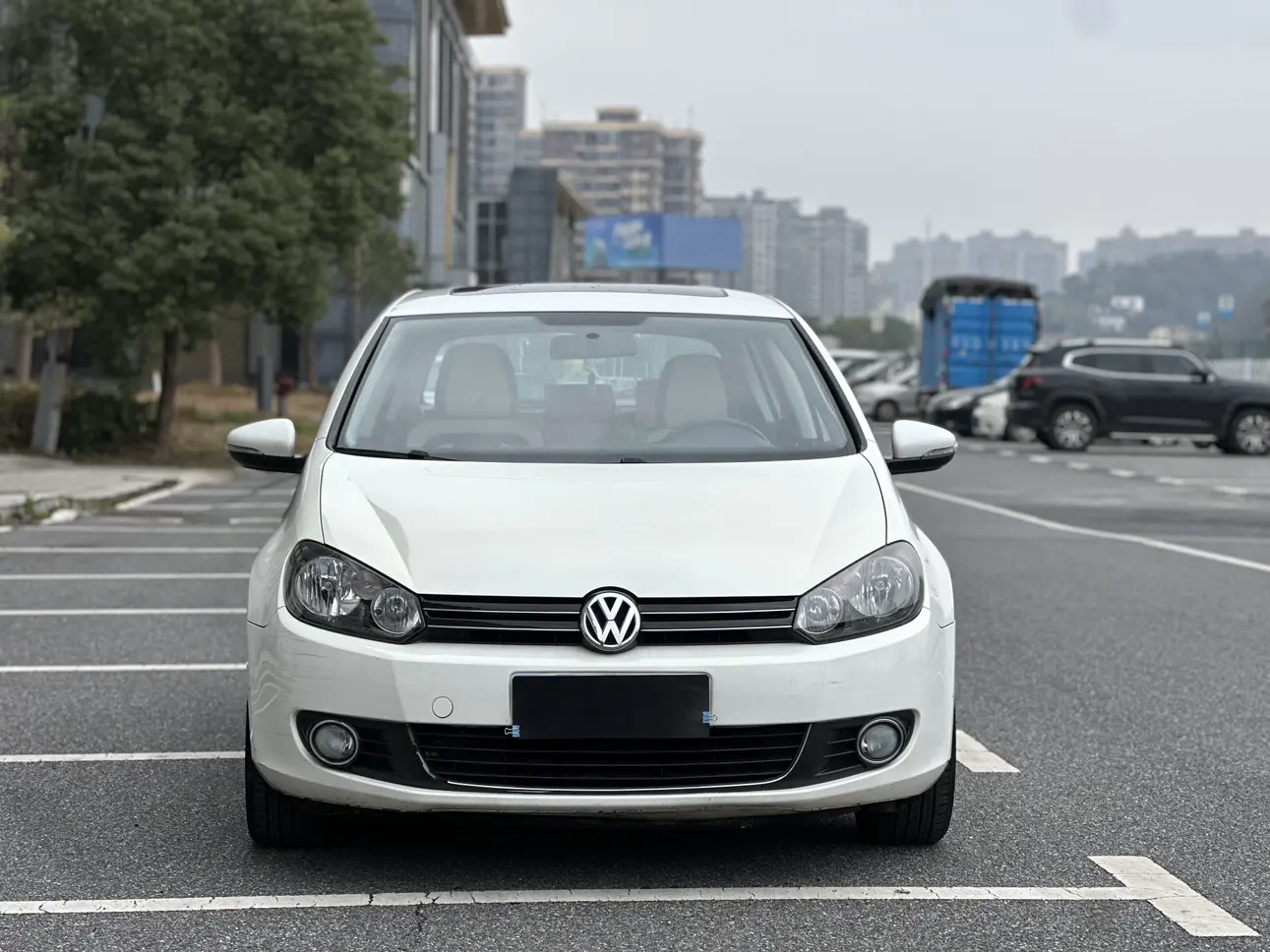 Volkswagen Golf  из Китая