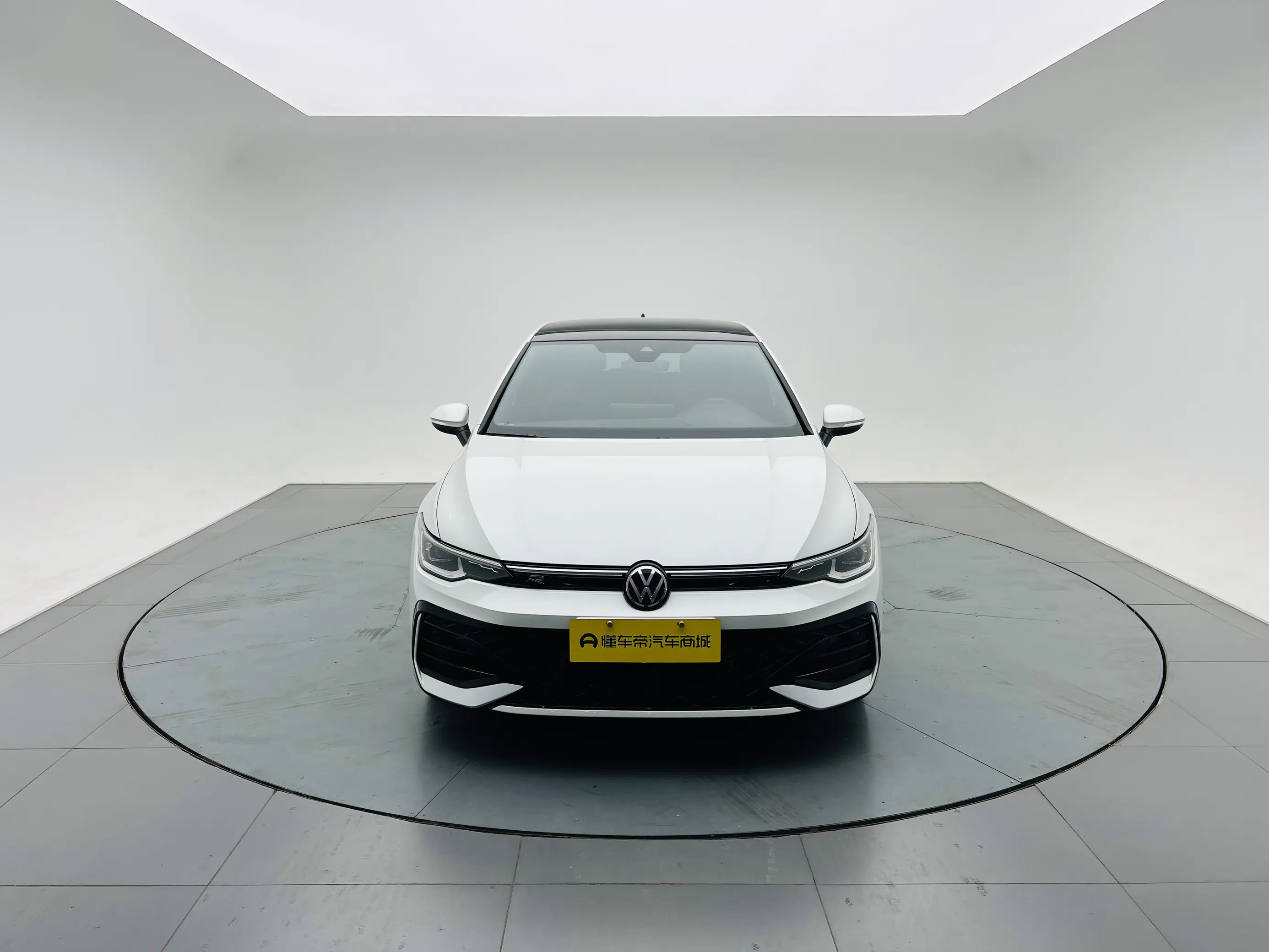 Volkswagen Golf  из Китая