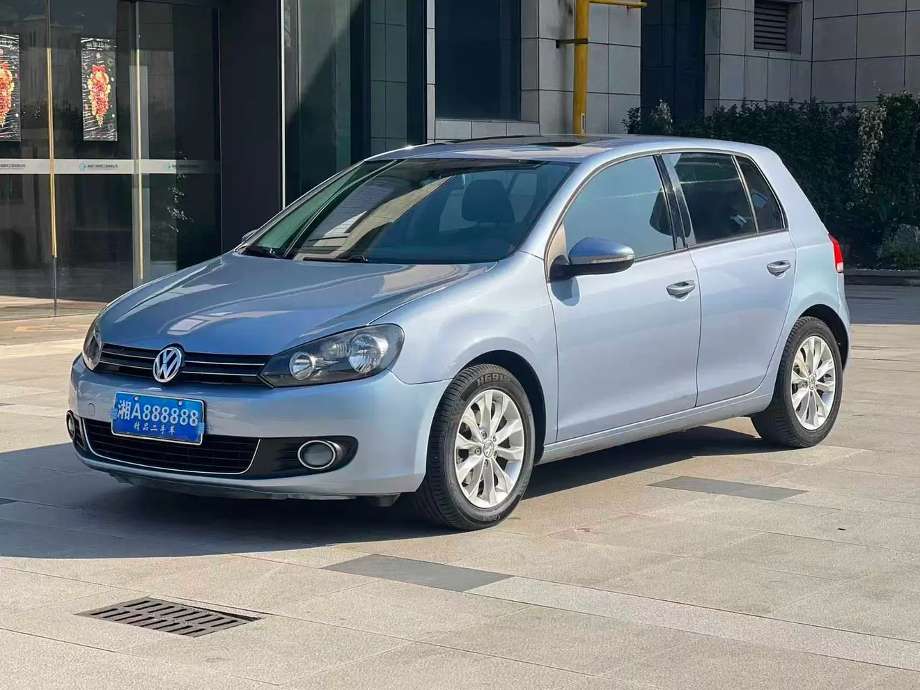 Volkswagen Golf  из Китая