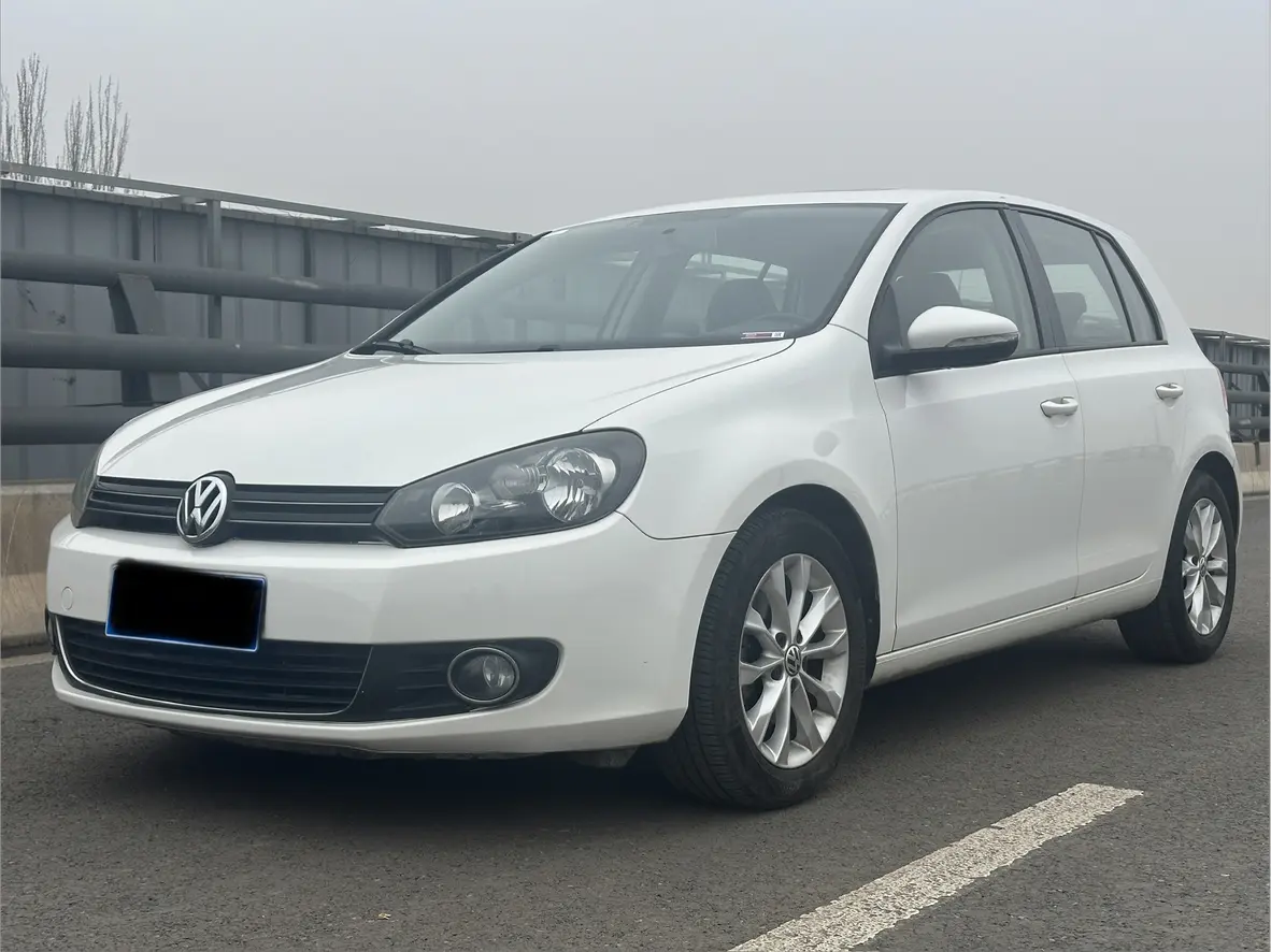 Volkswagen Golf  из Китая
