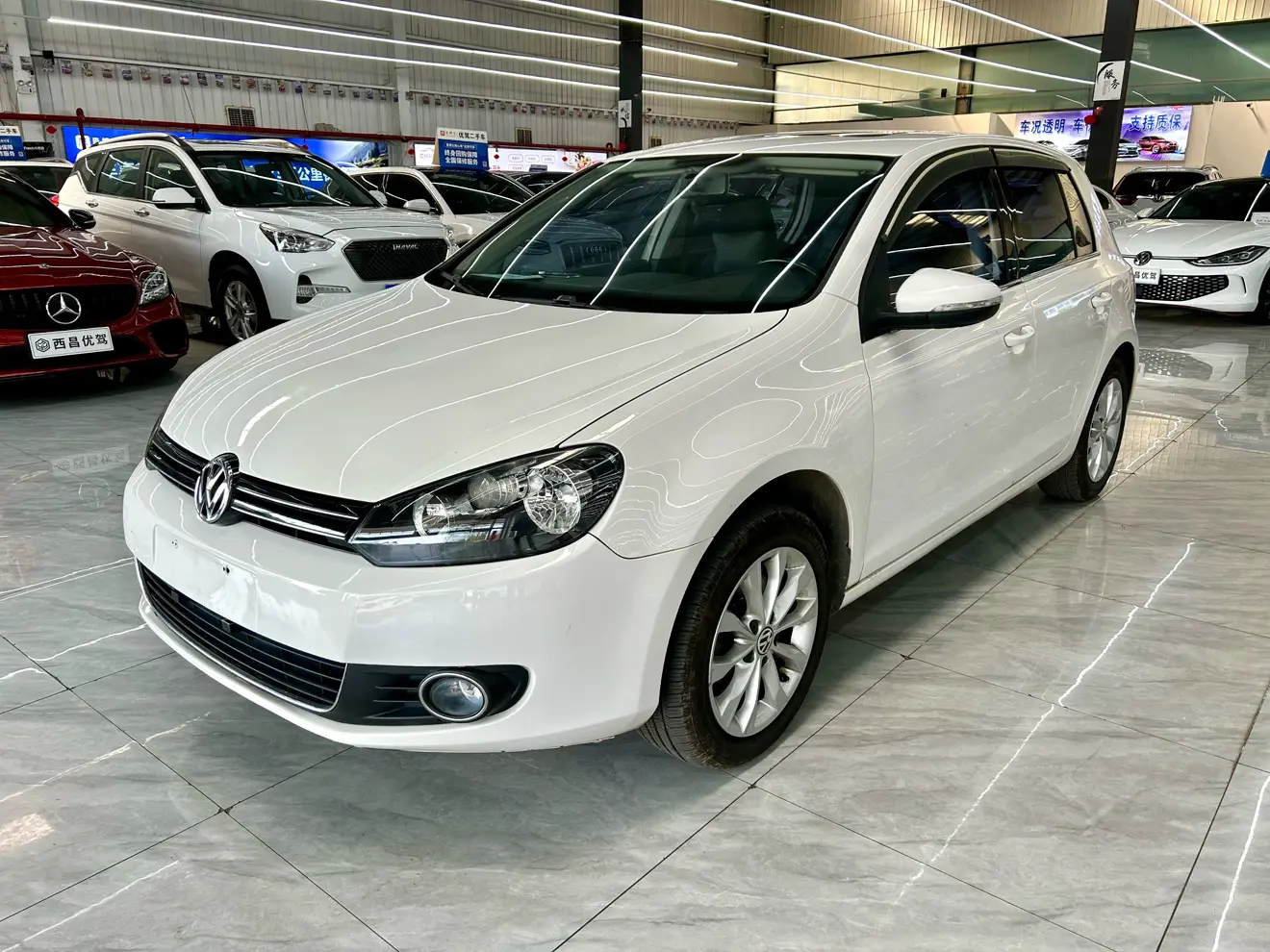 Volkswagen Golf  из Китая