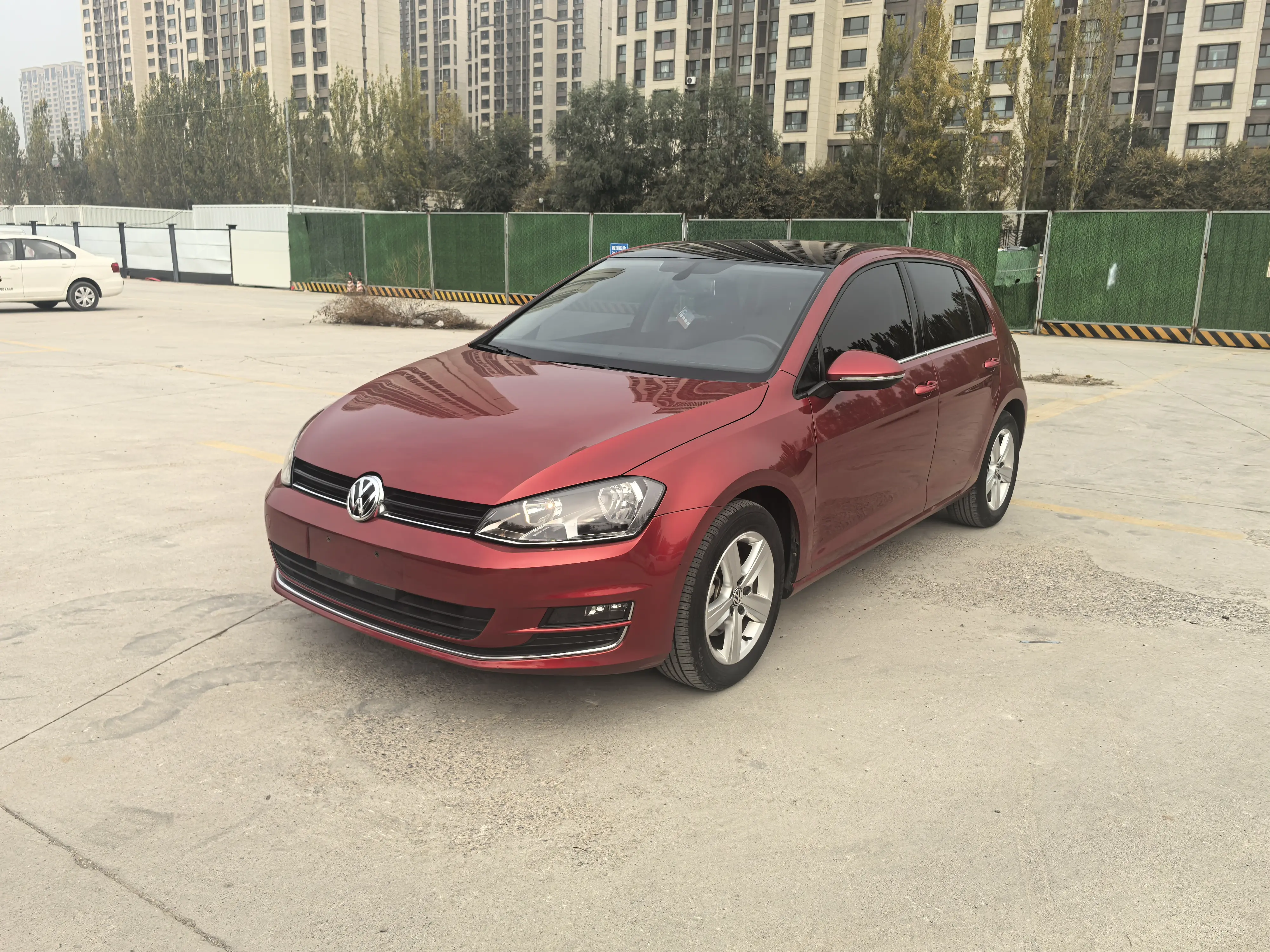 Volkswagen Golf  из Китая
