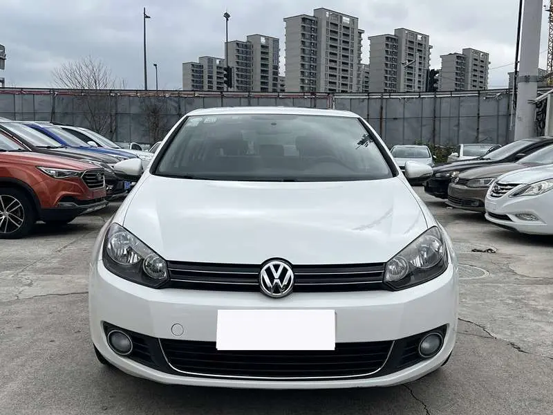 Volkswagen Golf  из Китая