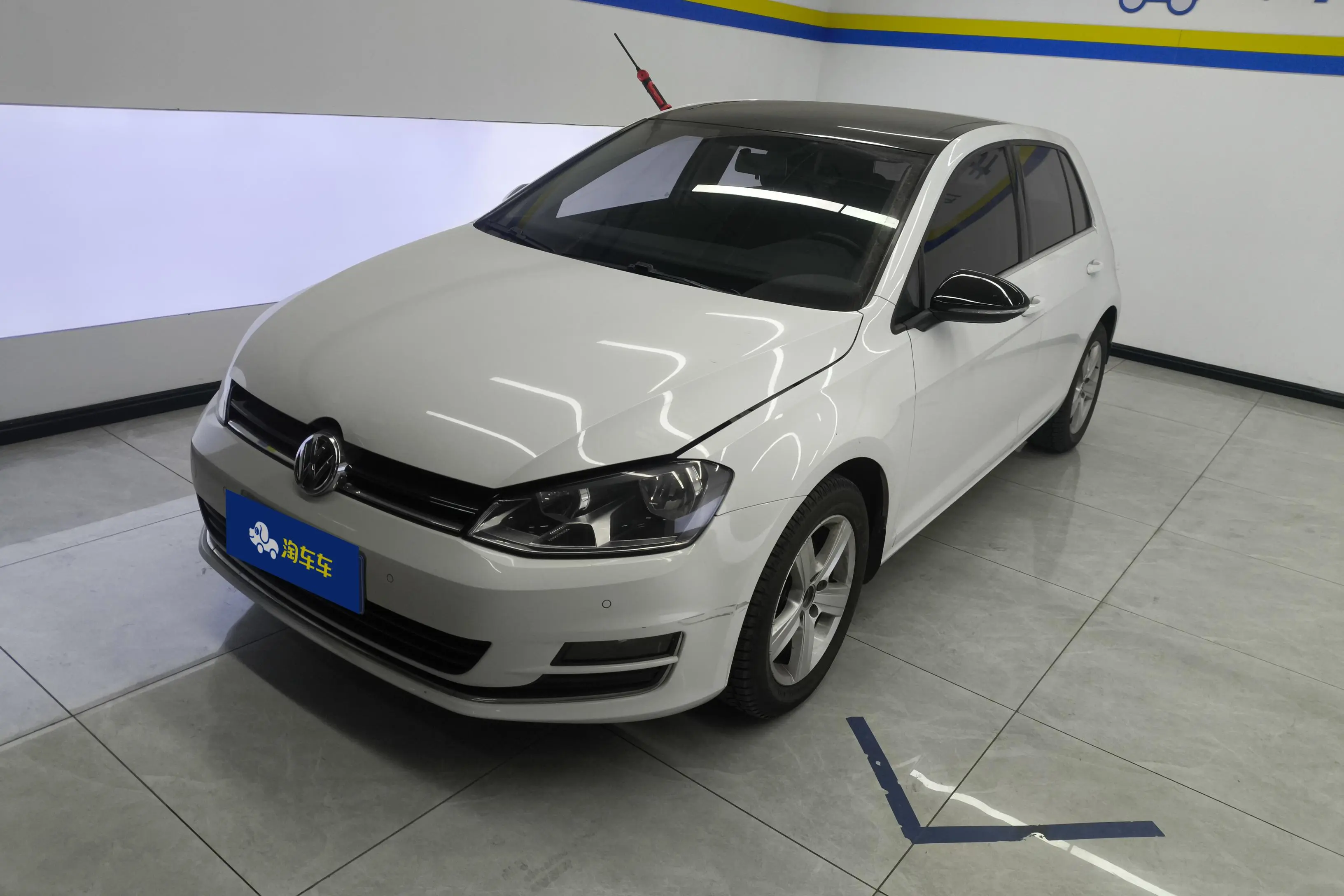 Volkswagen Golf  из Китая