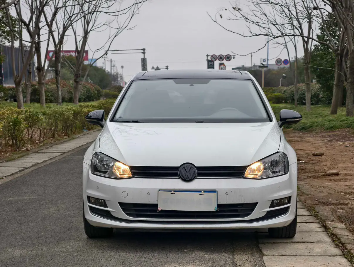 Volkswagen Golf  из Китая