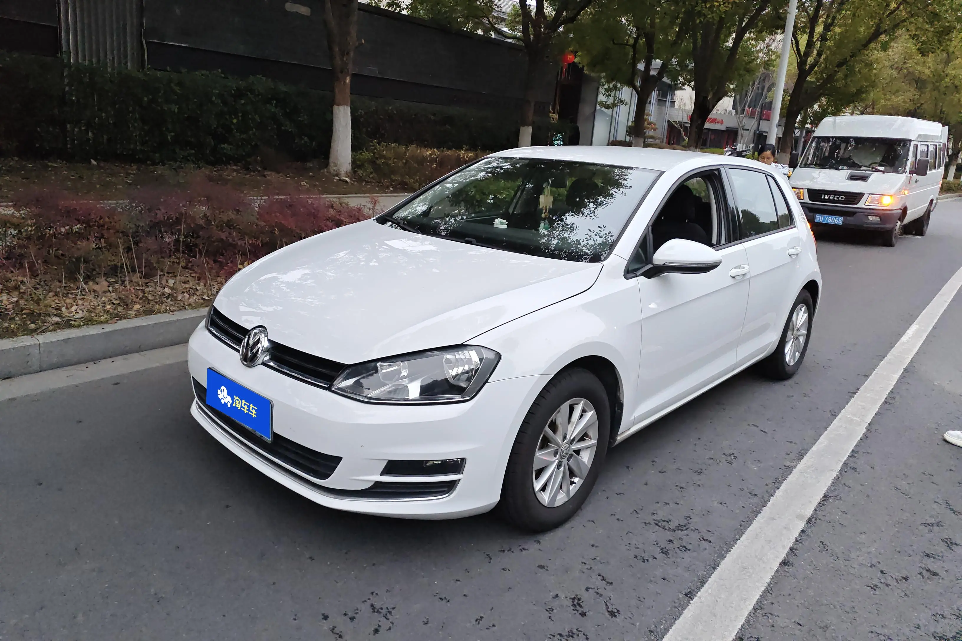 Volkswagen Golf  из Китая