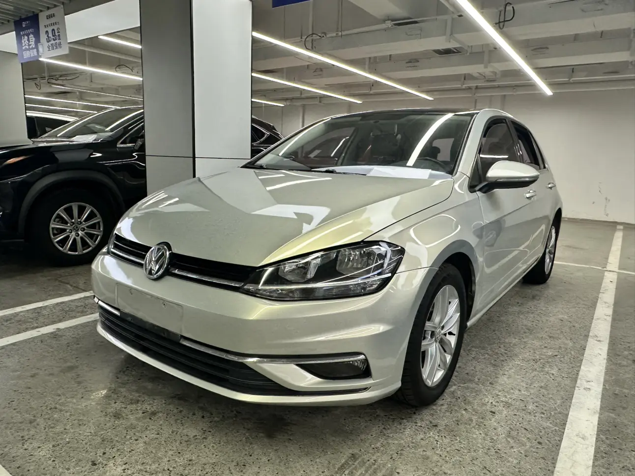 Volkswagen Golf  из Китая