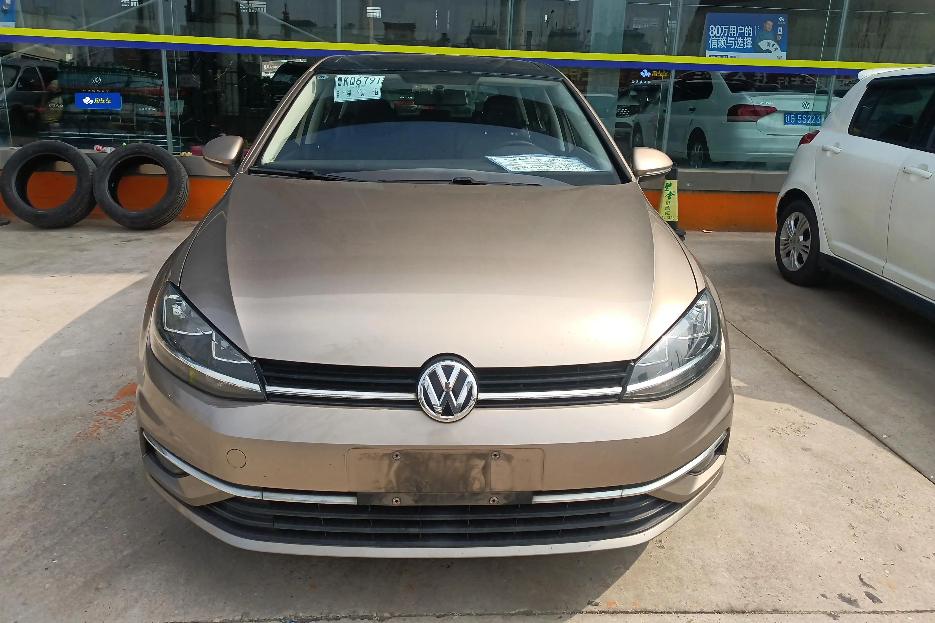 Volkswagen Golf  из Китая