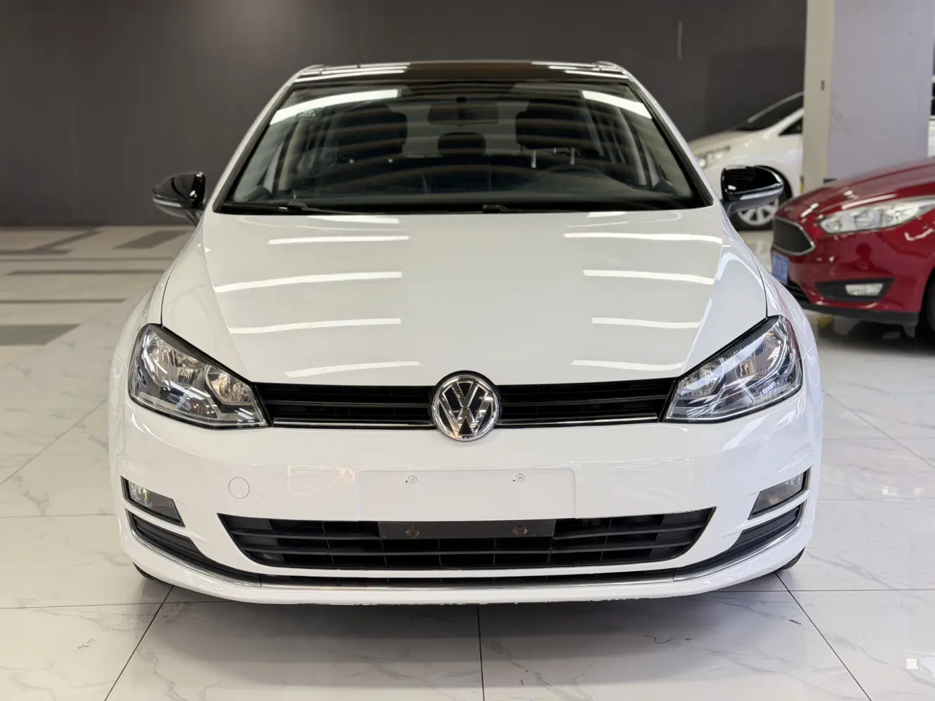 Volkswagen Golf  из Китая