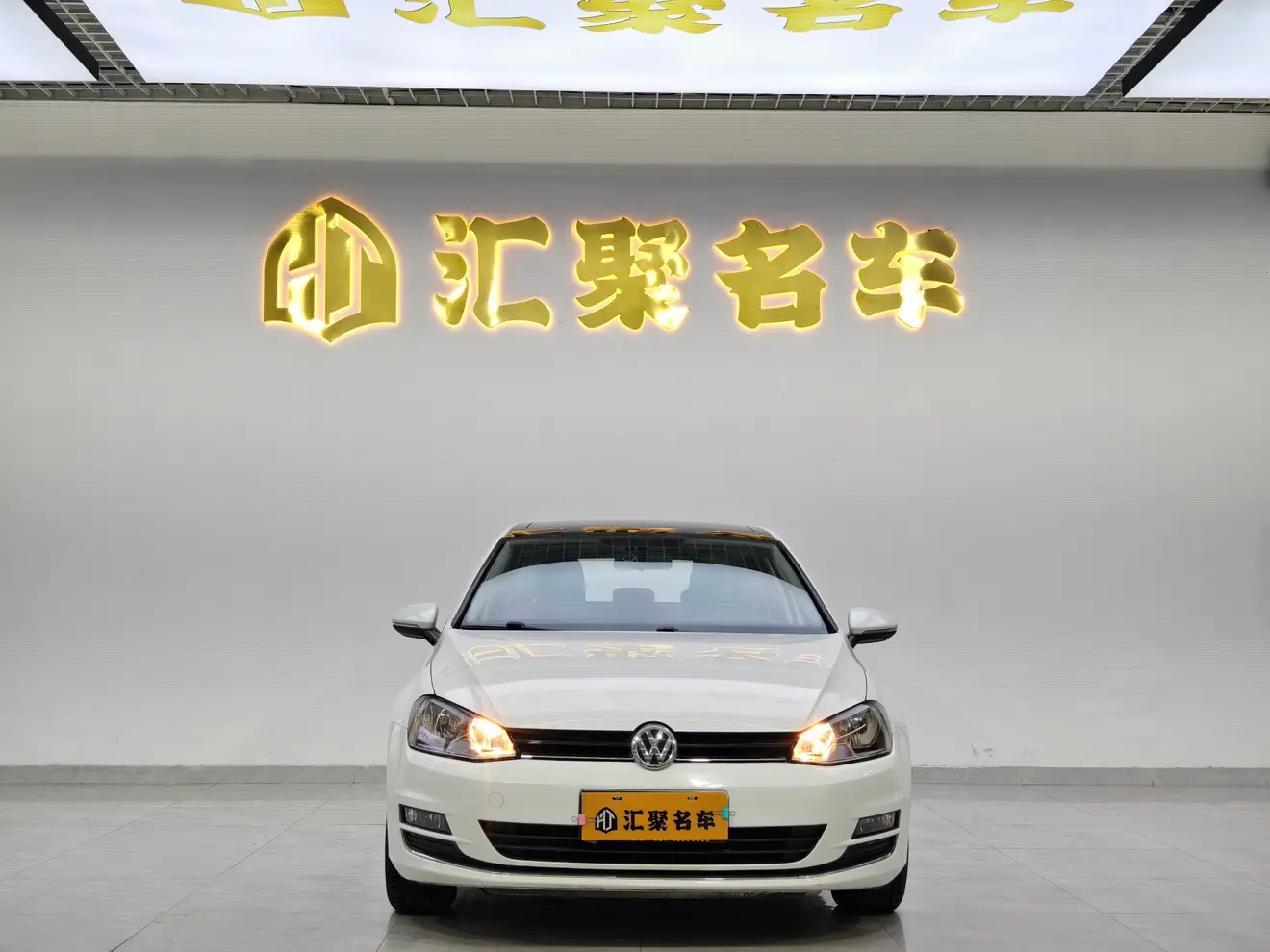 Volkswagen Golf  из Китая