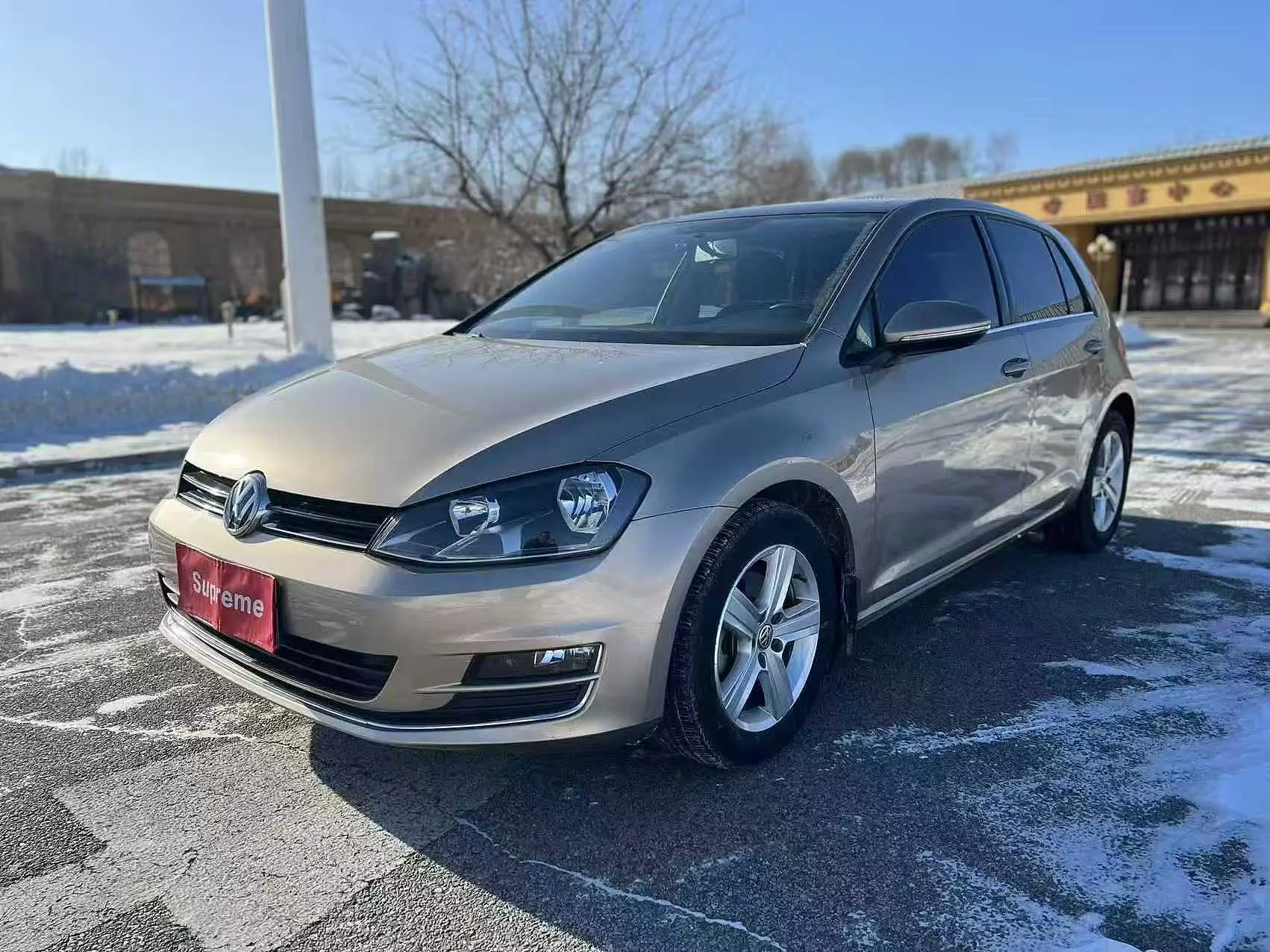 Volkswagen Golf  из Китая