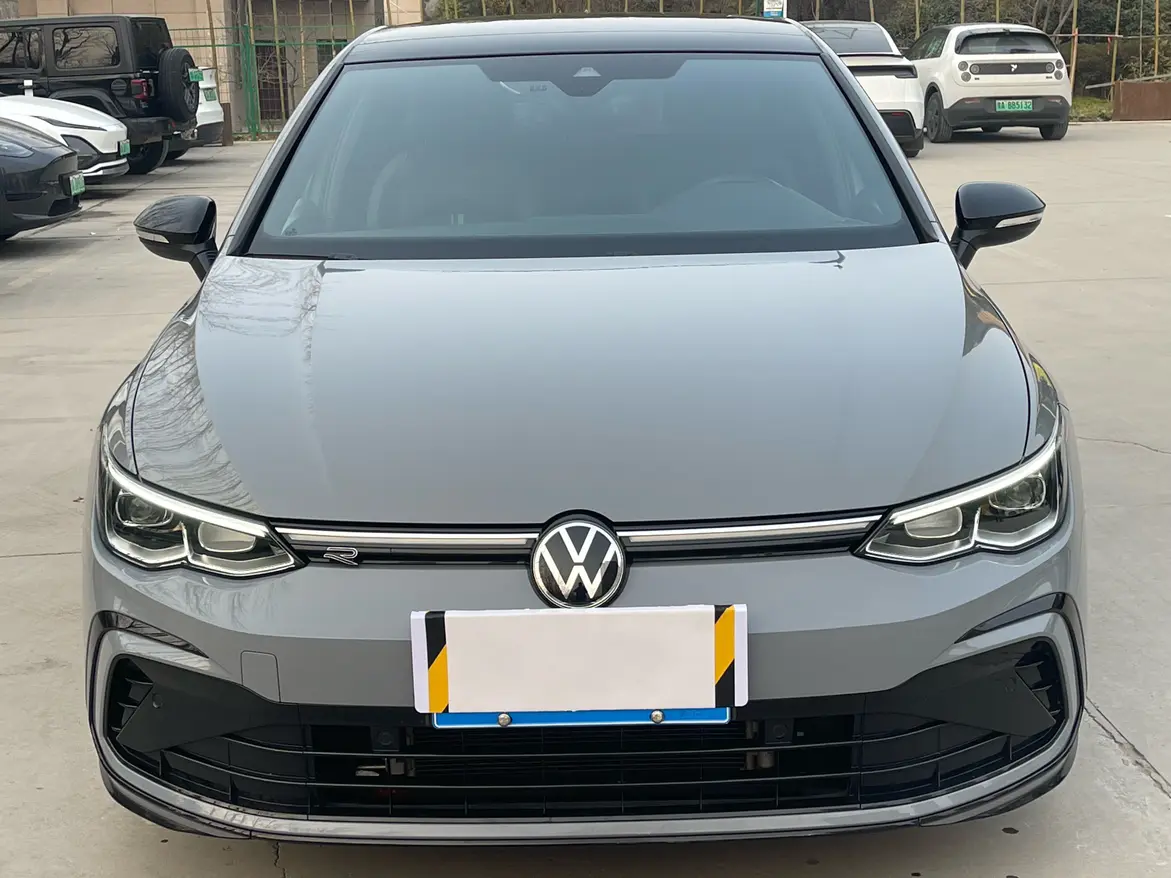 Volkswagen Golf  из Китая