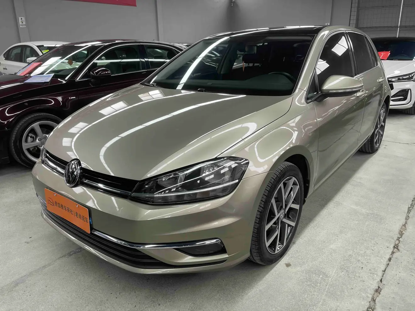 Volkswagen Golf  из Китая