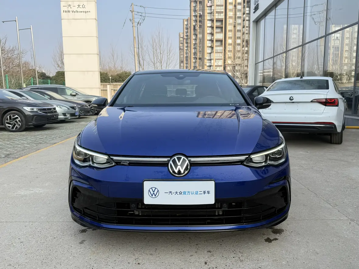 Volkswagen Golf  из Китая