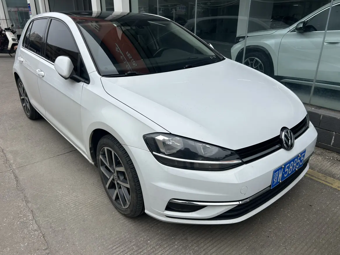 Volkswagen Golf  из Китая