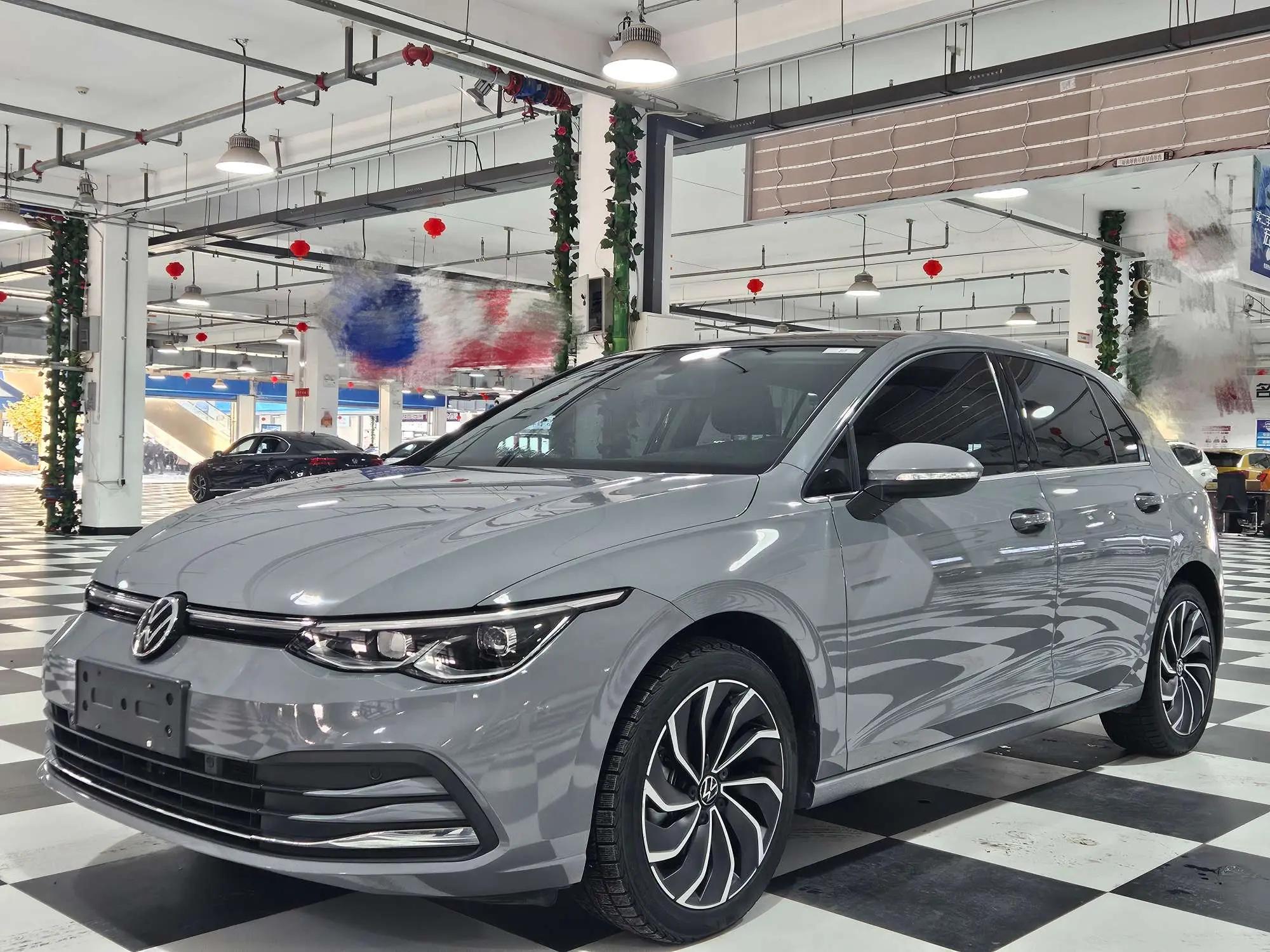 Volkswagen Golf  из Китая