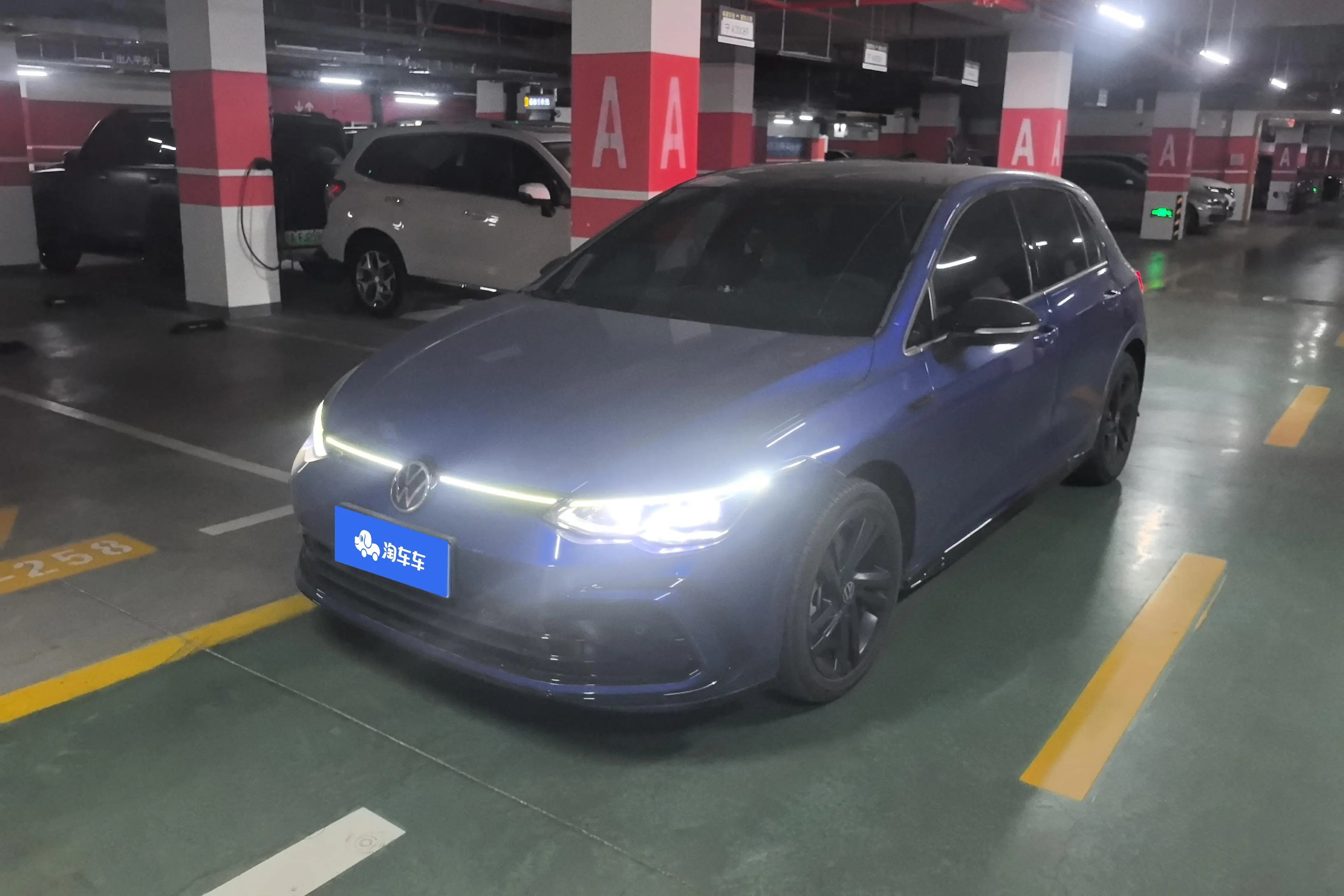 Volkswagen Golf  из Китая