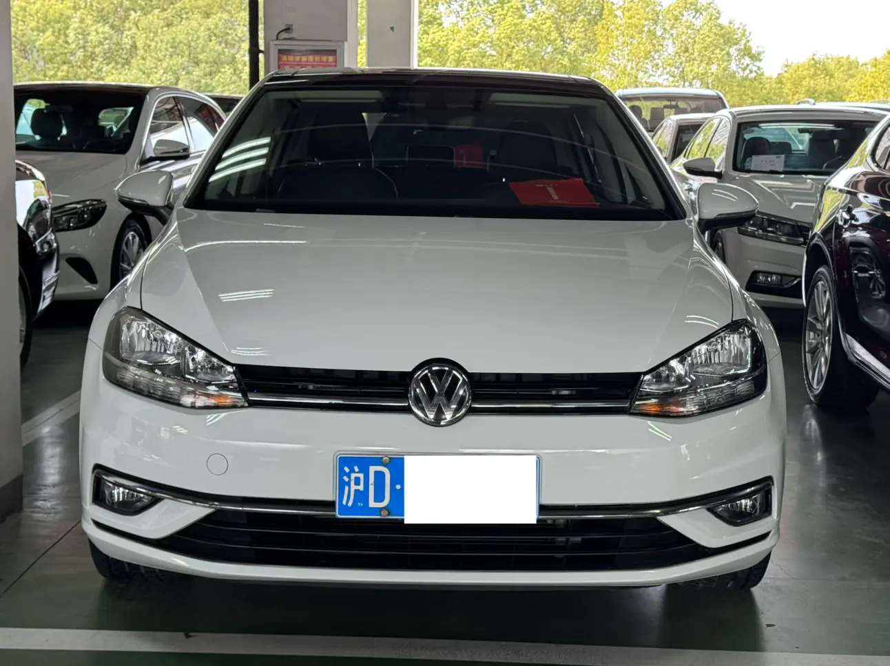 Volkswagen Golf  из Китая